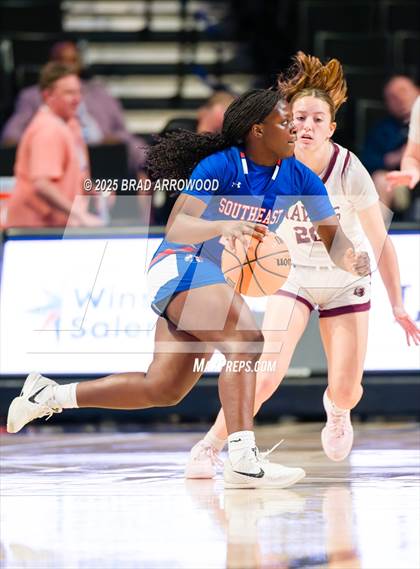 Thumbnail 2 in Seaforth vs Southeast Alamance (NCHSAA 2A Regional Final) photogallery.