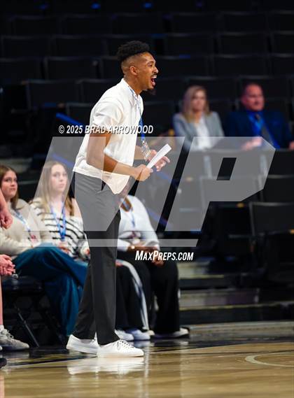 Thumbnail 1 in Seaforth vs Southeast Alamance (NCHSAA 2A Regional Final) photogallery.