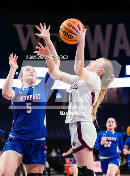 Thumbnail 3 in Seaforth vs Southeast Alamance (NCHSAA 2A Regional Final) photogallery.