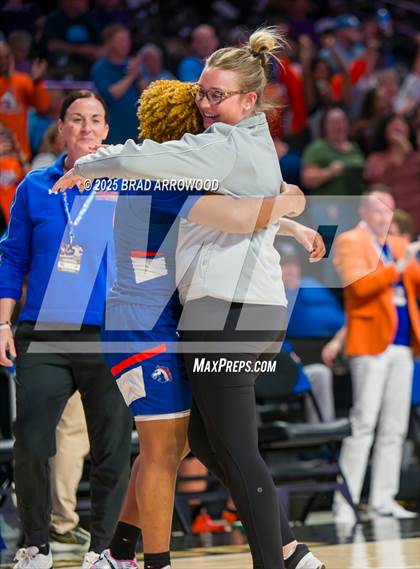 Thumbnail 1 in Seaforth vs Southeast Alamance (NCHSAA 2A Regional Final) photogallery.