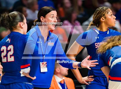 Thumbnail 1 in Seaforth vs Southeast Alamance (NCHSAA 2A Regional Final) photogallery.