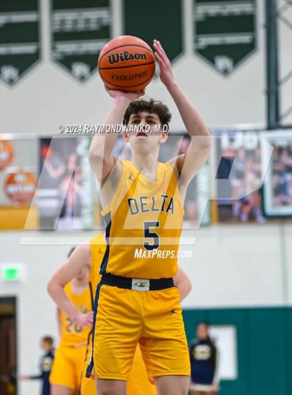 Thumbnail 2 in Delta @ Pendleton Heights photogallery.