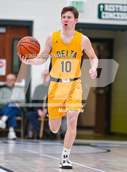 Thumbnail 2 in Delta @ Pendleton Heights photogallery.