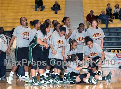 Thumbnail 1 in Agoura vs. Inglewood (CIF SS D3AA Final) photogallery.