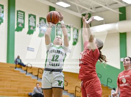 Thumbnail 3 in Union City @ Yorktown photogallery.