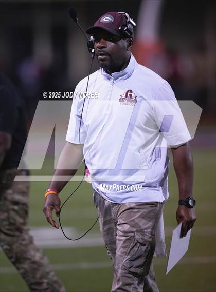 Thumbnail 3 in Greenwood @ Senatobia (MHSAA 4A Round 1) photogallery.