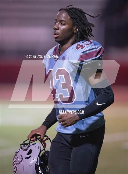 Thumbnail 3 in Greenwood @ Senatobia (MHSAA 4A Round 1) photogallery.