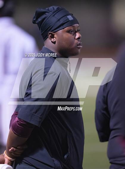 Thumbnail 1 in Greenwood @ Senatobia (MHSAA 4A Round 1) photogallery.