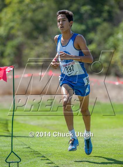 Thumbnail 2 in Stanford Invitational Boys 5K Division 2 Race photogallery.