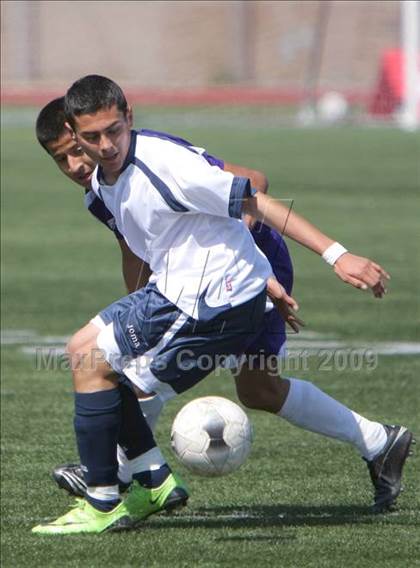 Thumbnail 2 in Mountain View vs. Silverado (CIF SS D6 Final) photogallery.
