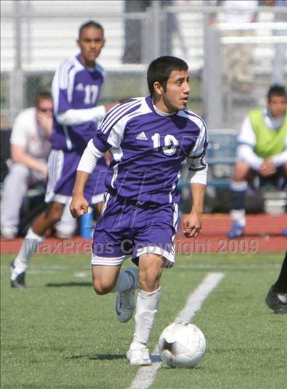 Thumbnail 2 in Mountain View vs. Silverado (CIF SS D6 Final) photogallery.