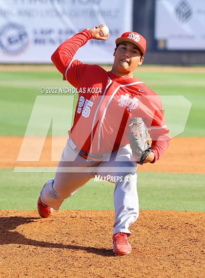 Thumbnail 1 in Mater Dei vs. St. John Bosco photogallery.