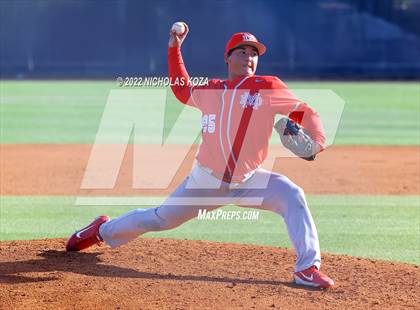 Thumbnail 3 in Mater Dei vs. St. John Bosco photogallery.