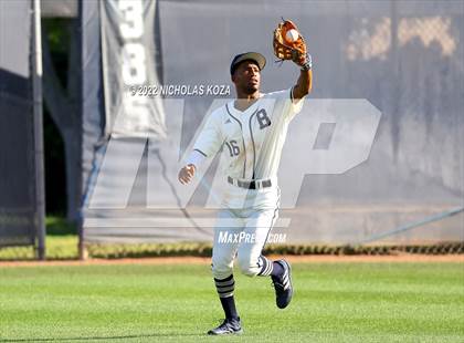 Thumbnail 3 in Mater Dei vs. St. John Bosco photogallery.