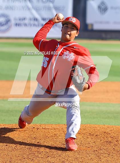 Thumbnail 1 in Mater Dei vs. St. John Bosco photogallery.