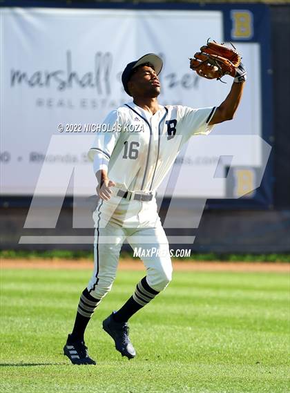 Thumbnail 1 in Mater Dei vs. St. John Bosco photogallery.