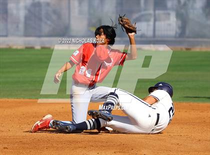 Thumbnail 1 in Mater Dei vs. St. John Bosco photogallery.