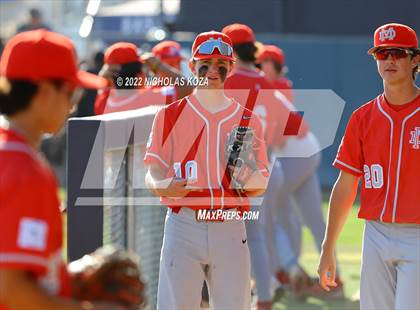Thumbnail 3 in Mater Dei vs. St. John Bosco photogallery.