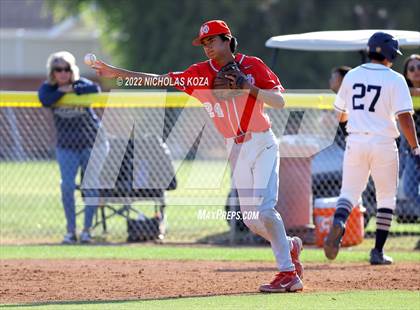 Thumbnail 3 in Mater Dei vs. St. John Bosco photogallery.