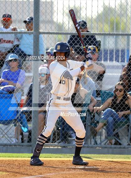 Thumbnail 1 in Mater Dei vs. St. John Bosco photogallery.