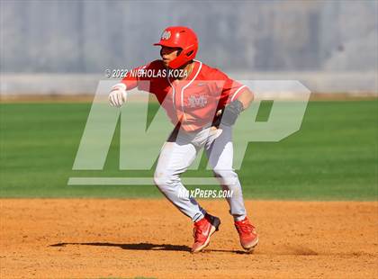 Thumbnail 2 in Mater Dei vs. St. John Bosco photogallery.
