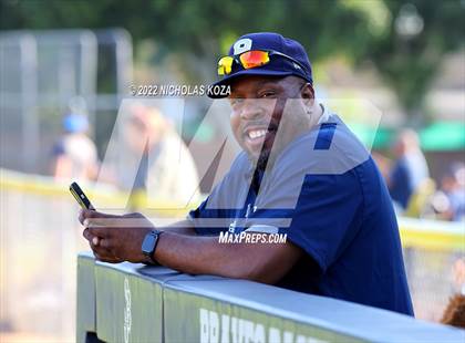 Thumbnail 1 in Mater Dei vs. St. John Bosco photogallery.