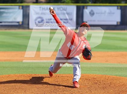 Thumbnail 2 in Mater Dei vs. St. John Bosco photogallery.