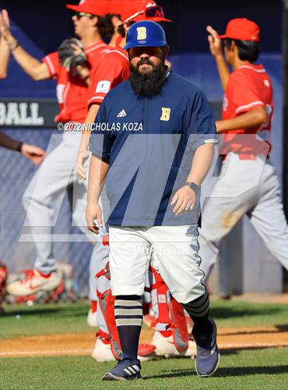 Thumbnail 2 in Mater Dei vs. St. John Bosco photogallery.