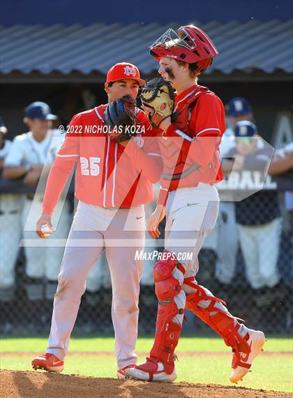 Thumbnail 1 in Mater Dei vs. St. John Bosco photogallery.