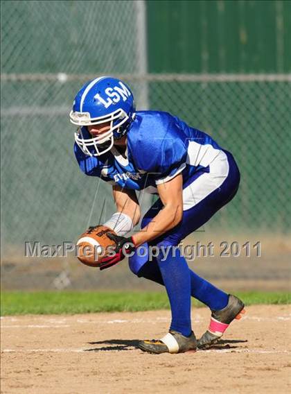Thumbnail 1 in Coginchaug @ Lewis Mills photogallery.