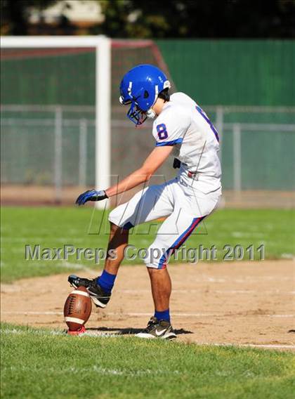 Thumbnail 3 in Coginchaug @ Lewis Mills photogallery.