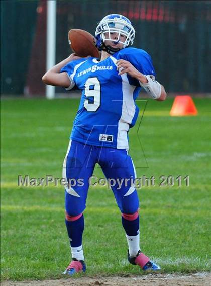 Thumbnail 1 in Coginchaug @ Lewis Mills photogallery.