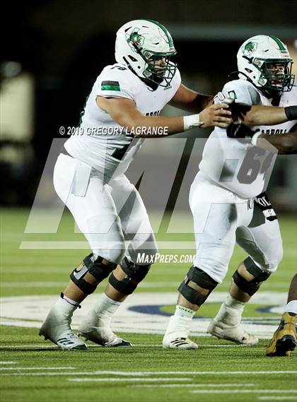 Thumbnail 3 in Carroll vs Fossil Ridge photogallery.