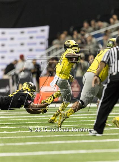 Thumbnail 3 in US Army All American Bowl photogallery.