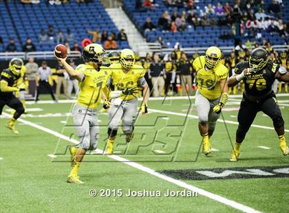 Thumbnail 1 in US Army All American Bowl photogallery.
