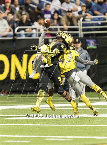 Thumbnail 1 in US Army All American Bowl photogallery.