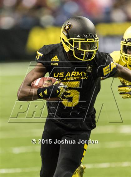 Thumbnail 1 in US Army All American Bowl photogallery.