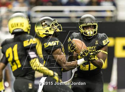 Thumbnail 2 in US Army All American Bowl photogallery.