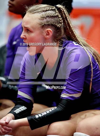 Thumbnail 1 in Fulshear vs Hereford (UIL 4A Final) photogallery.
