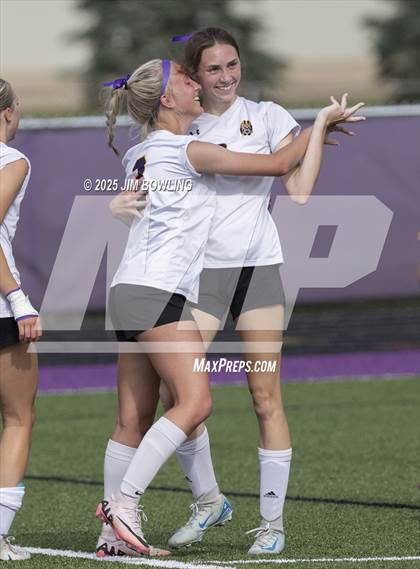 Thumbnail 2 in Monticello vs. Williamsville (IHSA 1A Sectional Final) photogallery.