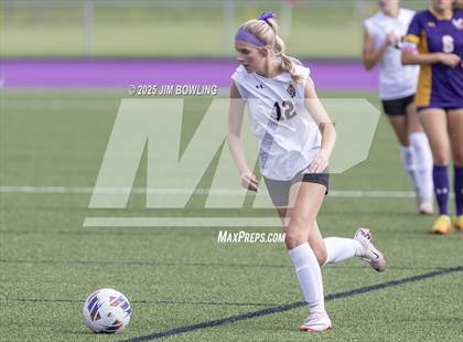 Thumbnail 3 in Monticello vs. Williamsville (IHSA 1A Sectional Final) photogallery.