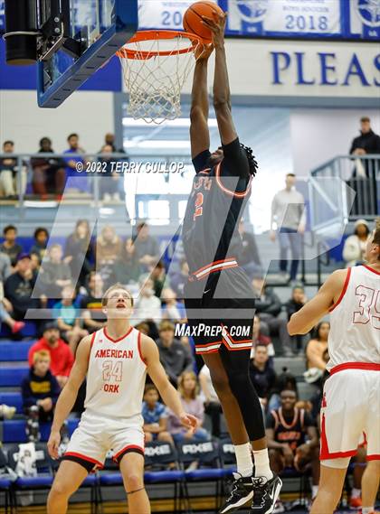 Thumbnail 2 in Wasatch Academy vs. American Fork (5 for the Fight Hoopfest) photogallery.