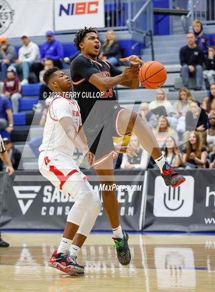 Thumbnail 3 in Wasatch Academy vs. American Fork (5 for the Fight Hoopfest) photogallery.