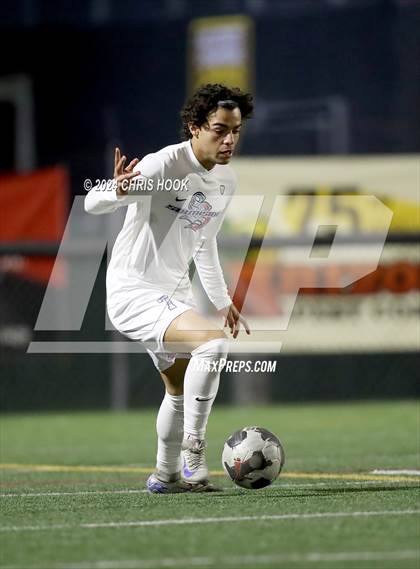 Thumbnail 2 in Sunnyside vs Salpointe Catholic (Brandon Bean Soccer Tournament) photogallery.