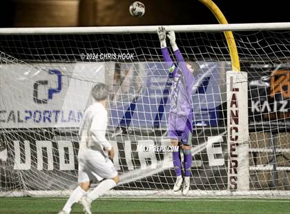 Thumbnail 2 in Sunnyside vs Salpointe Catholic (Brandon Bean Soccer Tournament) photogallery.