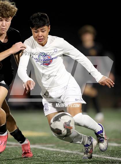 Thumbnail 1 in Sunnyside vs Salpointe Catholic (Brandon Bean Soccer Tournament) photogallery.