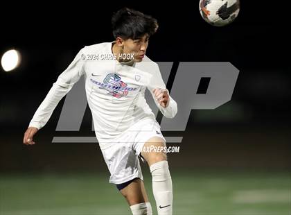 Thumbnail 2 in Sunnyside vs Salpointe Catholic (Brandon Bean Soccer Tournament) photogallery.