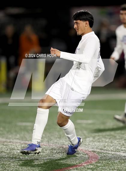 Thumbnail 2 in Sunnyside vs Salpointe Catholic (Brandon Bean Soccer Tournament) photogallery.