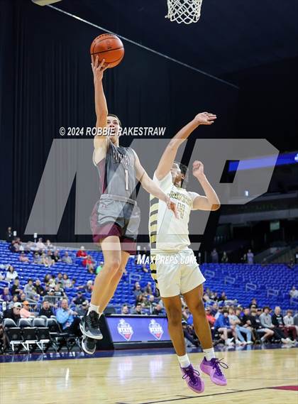 Thumbnail 2 in Fayetteville @ Jayton (UIL 1A Basketball Semifinal) photogallery.