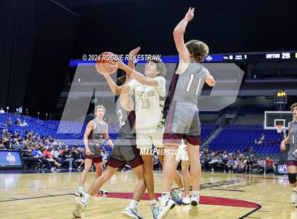 Thumbnail 2 in Fayetteville @ Jayton (UIL 1A Basketball Semifinal) photogallery.
